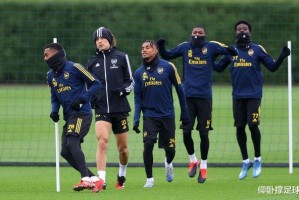 皇冠体育网站-里尔关键时刻门线救险，志在英超名次提升，质疑声仍在，身体对抗强度拉满(手卫生的5个关键时刻)